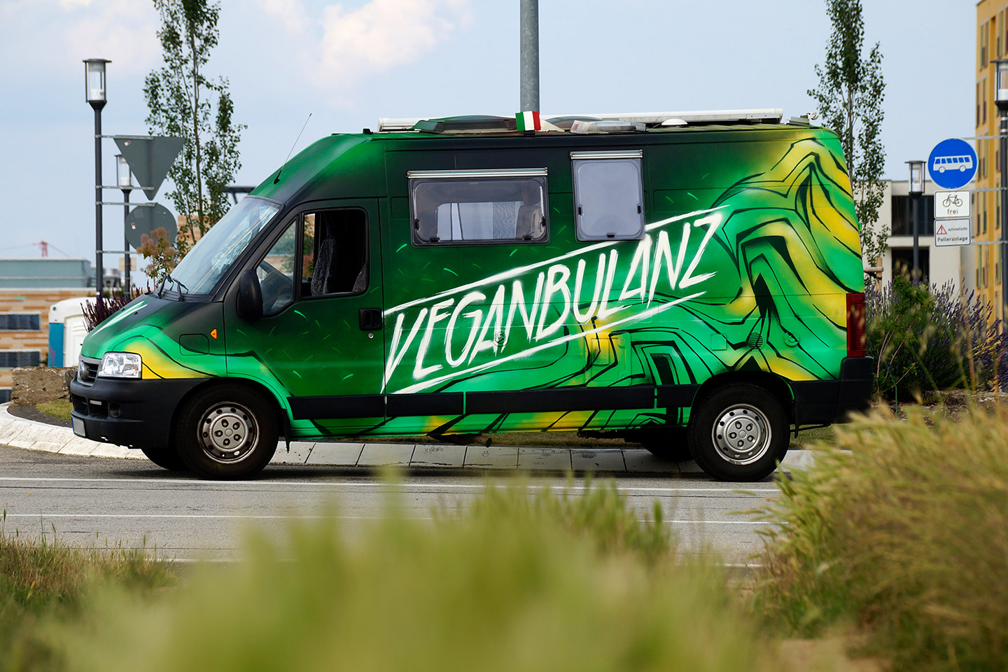 Foodtruck Veganbulanz by Signor Verde